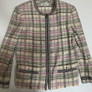 Stunning spring colored St. John’s summer blazer/jacket